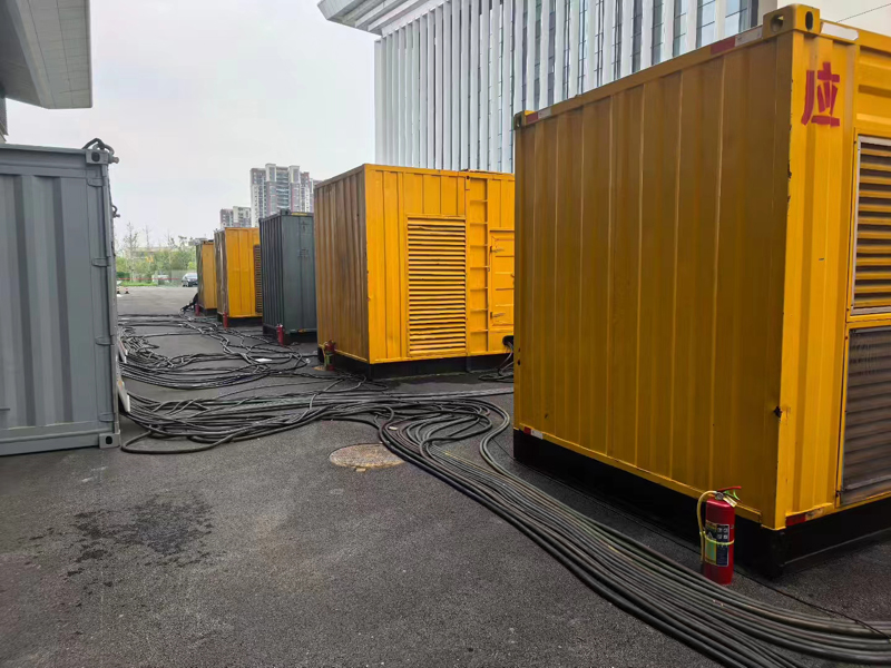 杭锦不同季节柴油发电机组保养有哪些注意事项?