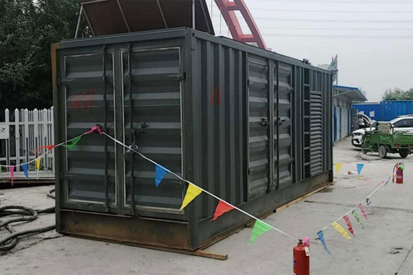 杭锦发电机租赁空气滤清器多久更换一次?